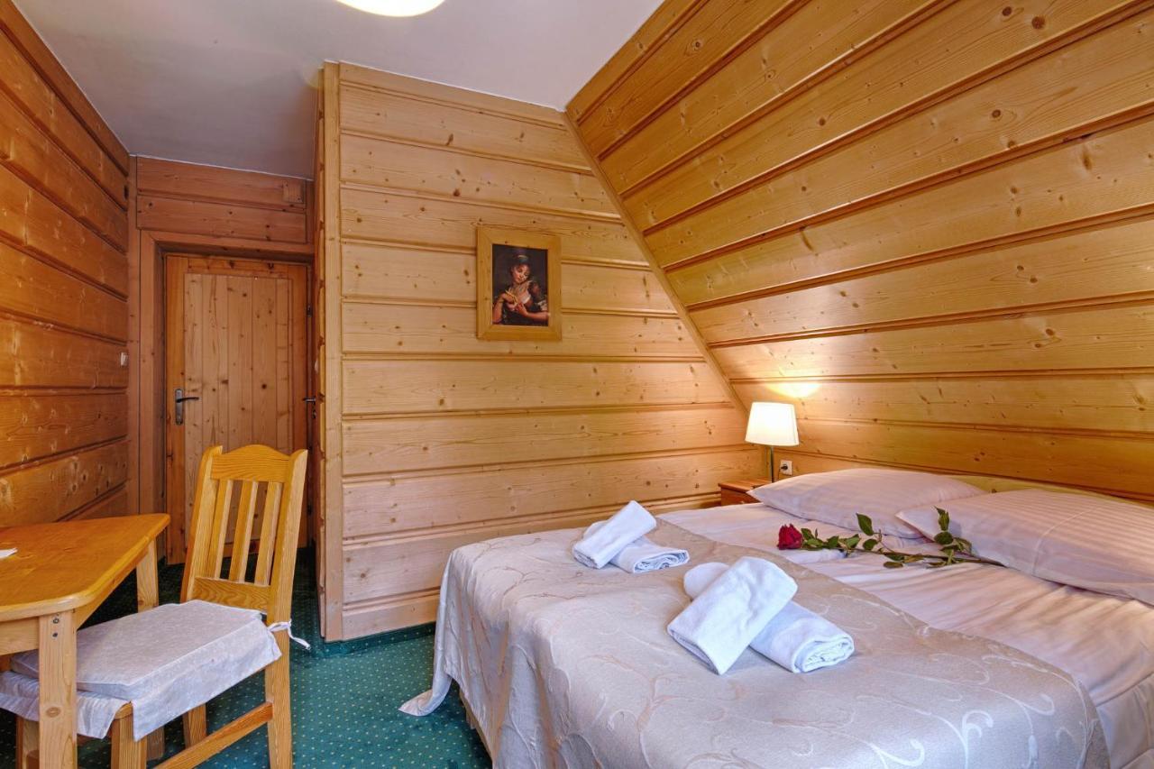Góralski Gościniec Poronin Exterior foto